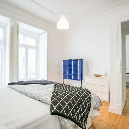 Lägenhet Estrela Neoclassical Apt- River View