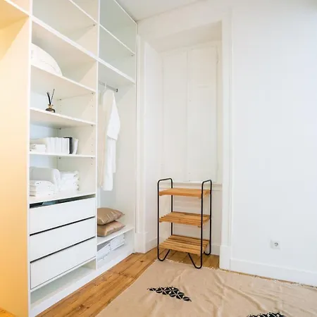 Lägenhet Estrela Neoclassical Apt- River View