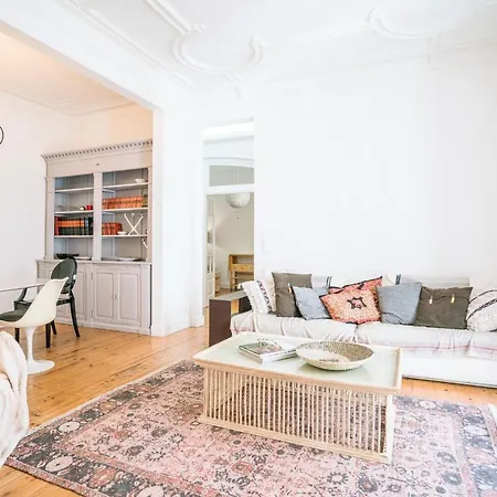 Estrela Neoclassical Apt- River View * Lisbon