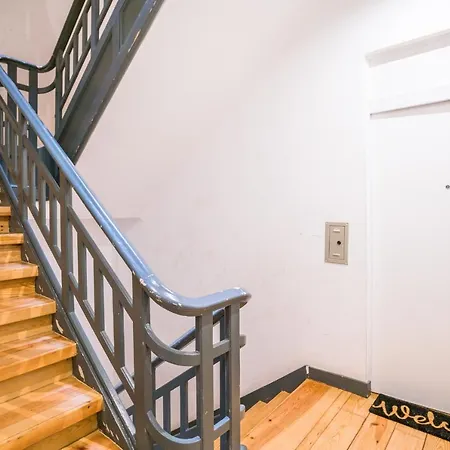 Estrela Neoclassical Apt- River View * Lisbon