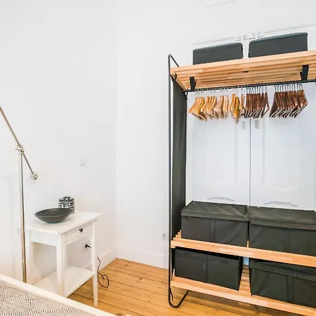 Apartment Estrela Neoclassical Apt- River View Lisbon